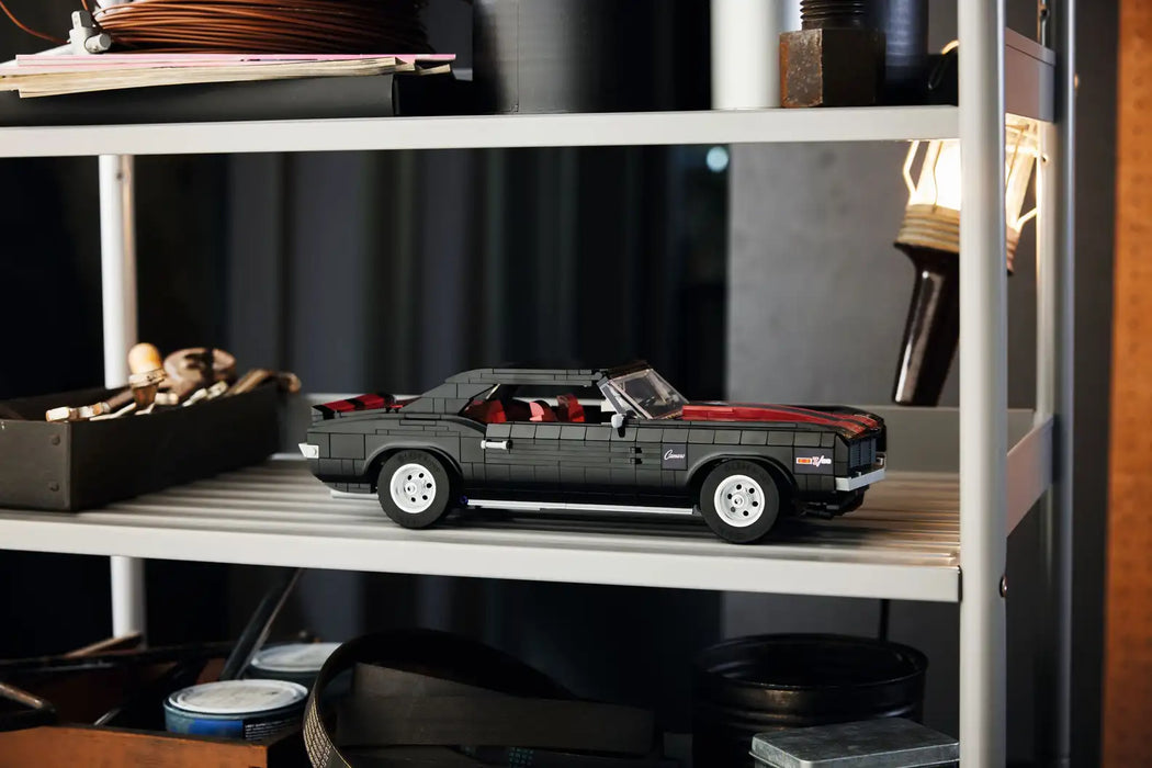 LEGO® Icons Chevrolet Camaro Z28 10304