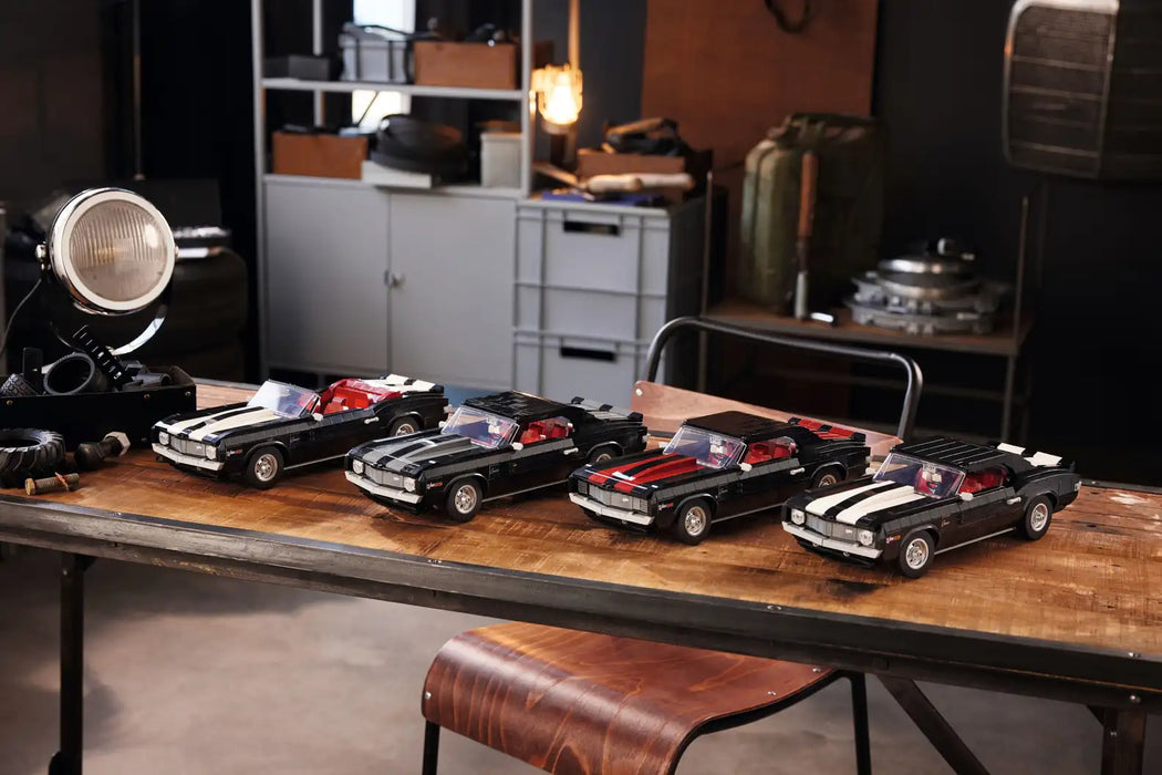 LEGO® Icons Chevrolet Camaro Z28 10304