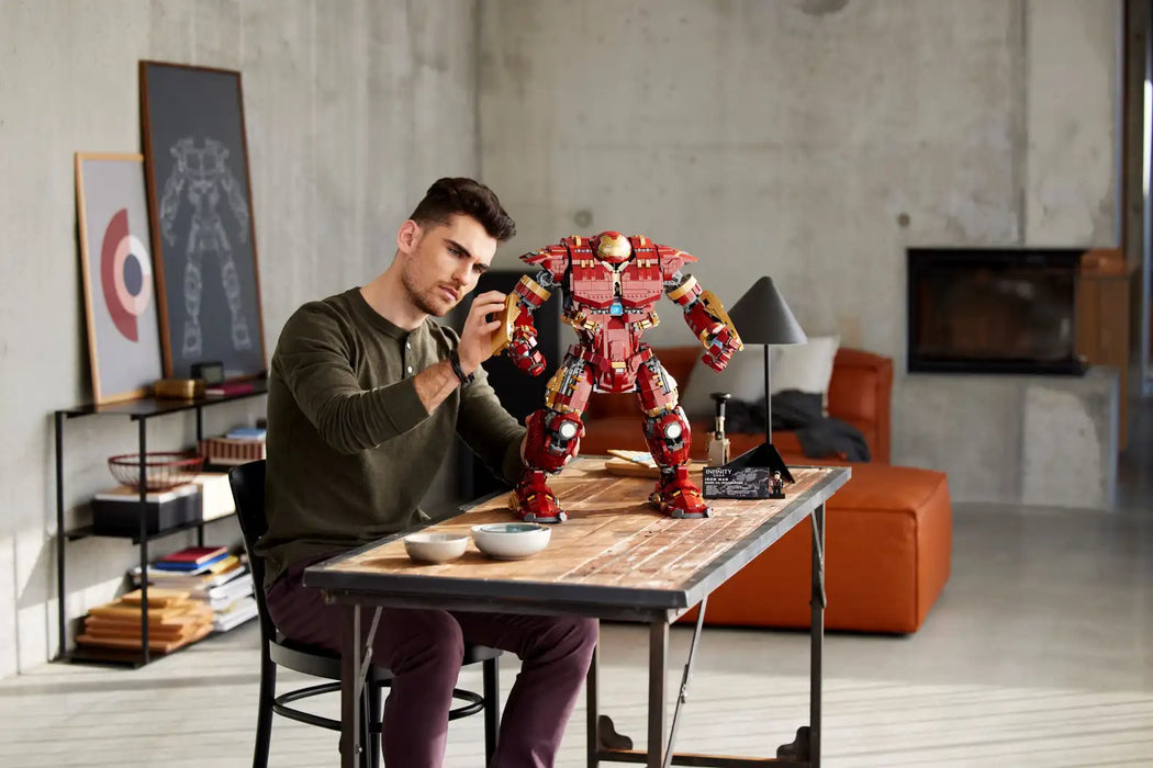 LEGO® Marvel Hulkbuster 76210