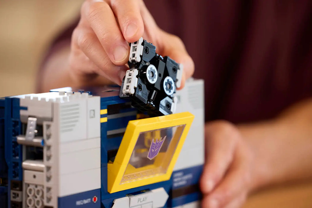 LEGO® Icons Transformers: Soundwave 10358