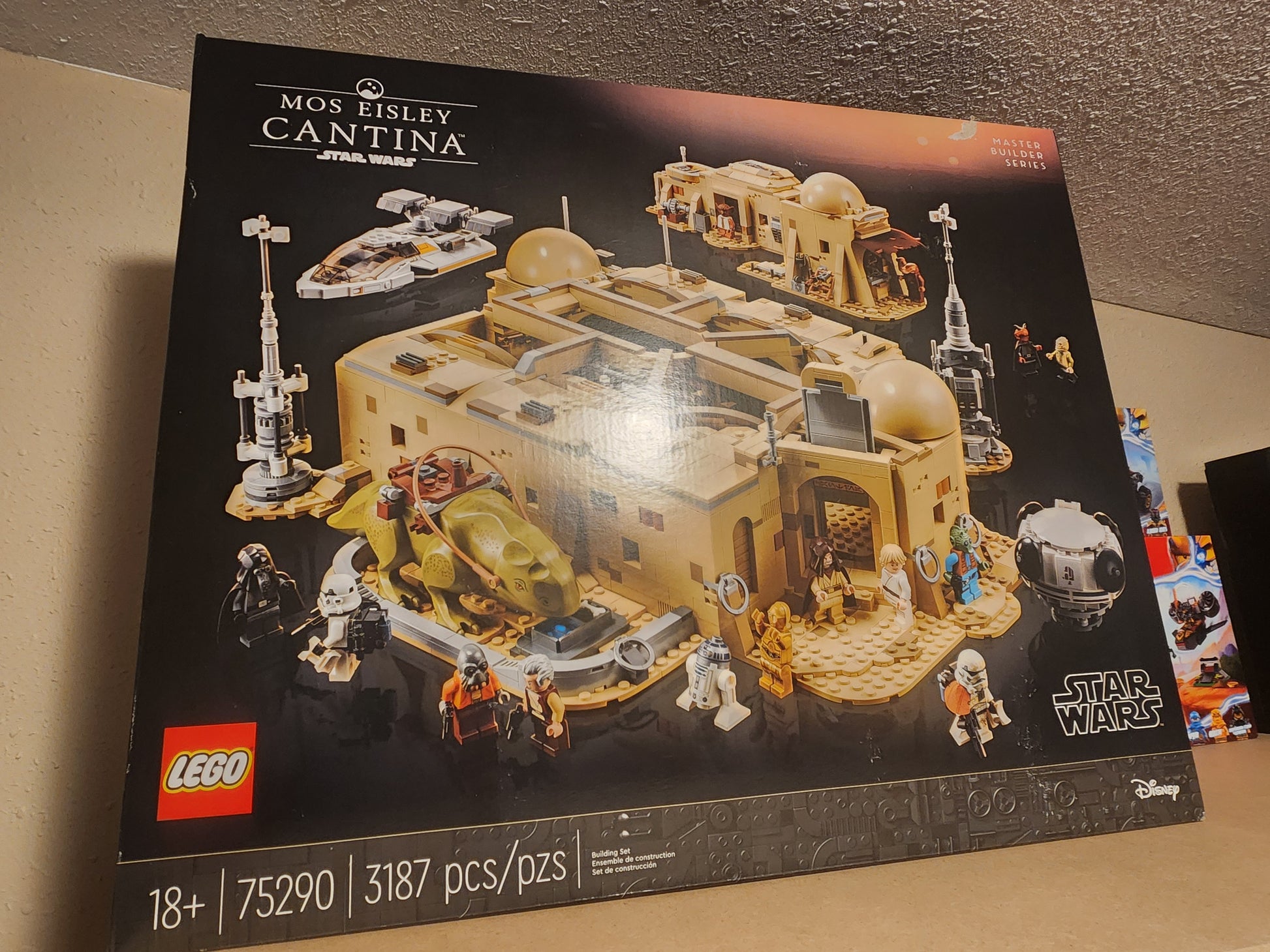 LEGO® 75290 Mos Eisley Cantina - Moore's Minifigures