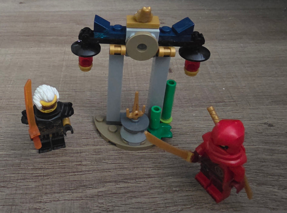 LEGO® Ninjago Kai and Rapton’s Temple Battle 30650 - USED
