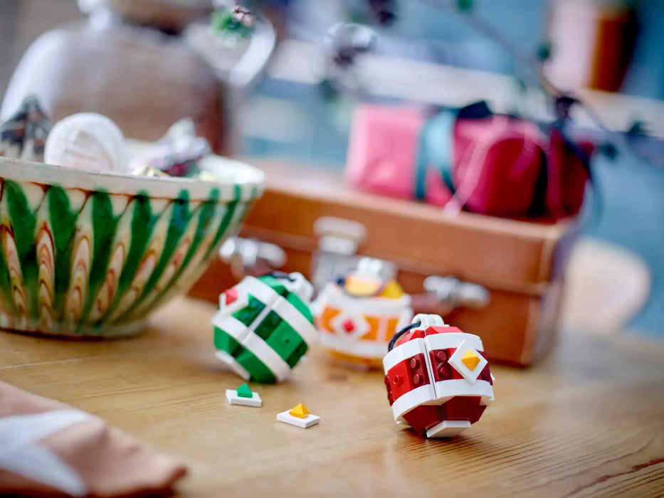 LEGO® Christmas Decor Set 40604 (Retired)