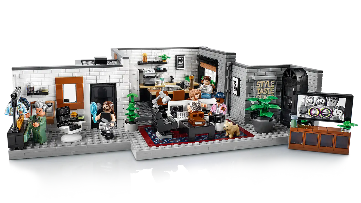 LEGO® Queer Eye – The Fab 5 Loft 10291 (Retired)