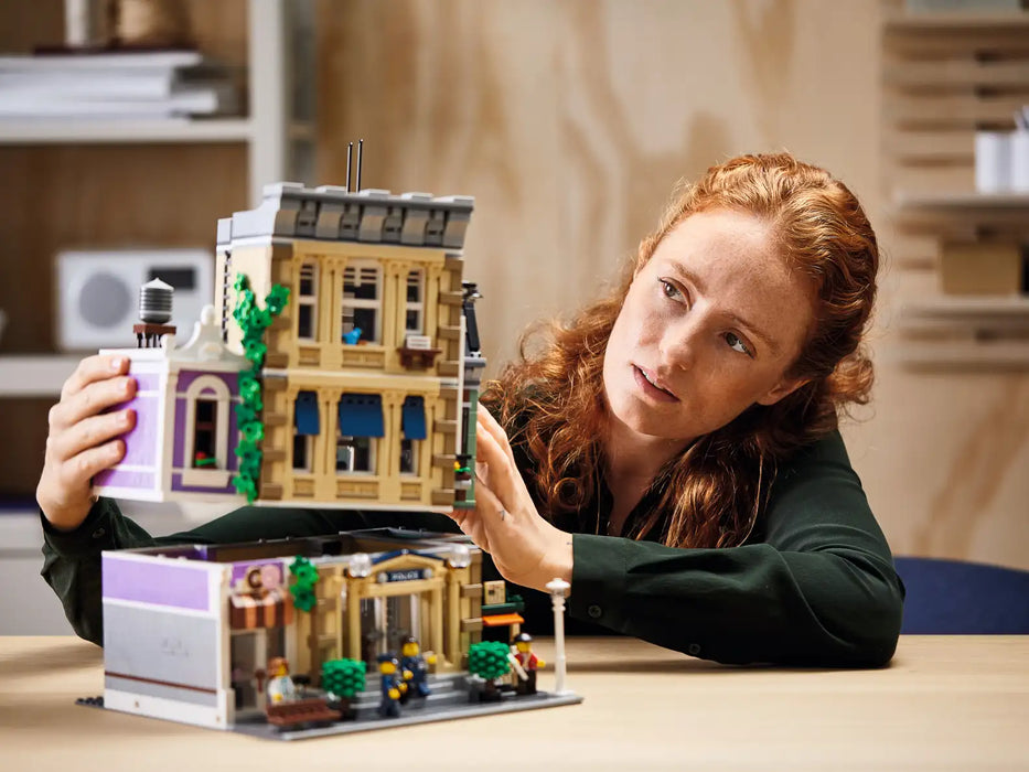 LEGO® Icons Police Station 10278