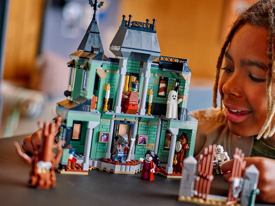 LEGO® Creator 3in1 Haunted Mansion 31167