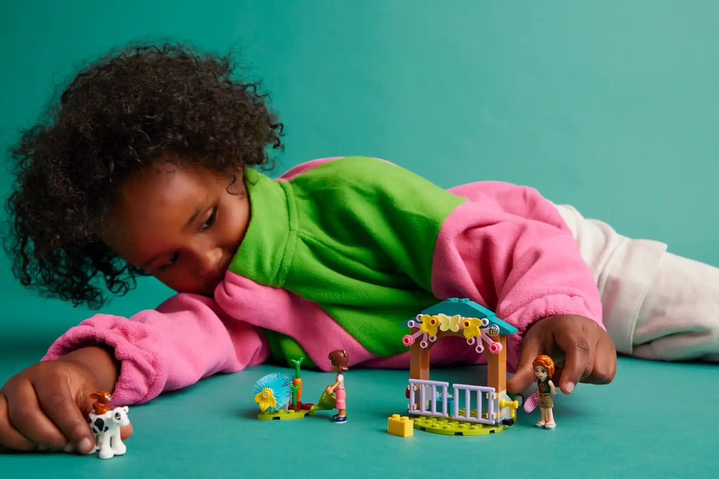 LEGO® Friends Autumn’s Baby Cow Shed 42607