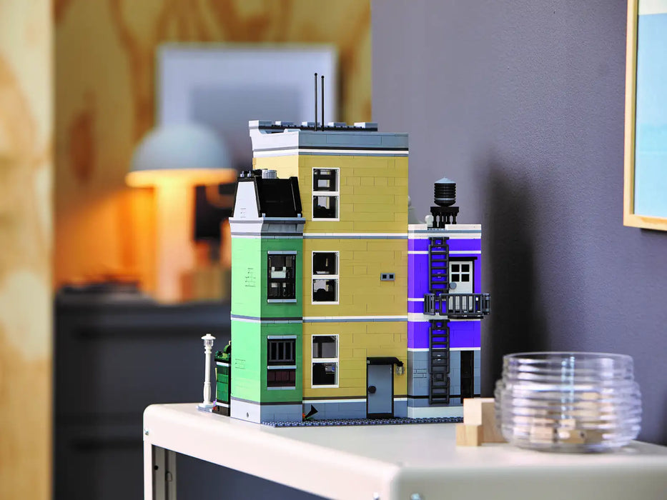 LEGO® Icons Police Station 10278