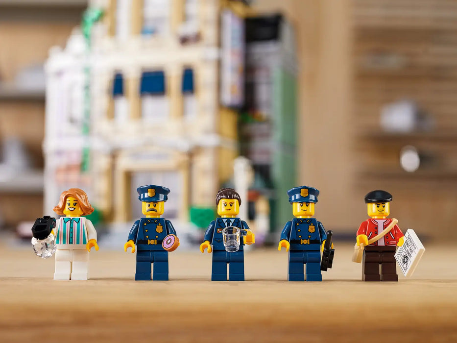 LEGO® Icons Police Station 10278