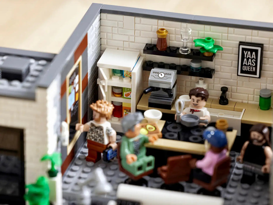 LEGO® Queer Eye – The Fab 5 Loft 10291 (Retired)