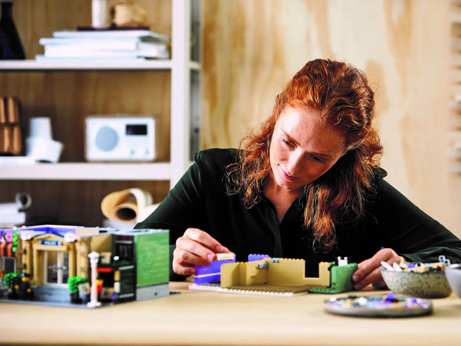 LEGO® Icons Police Station 10278