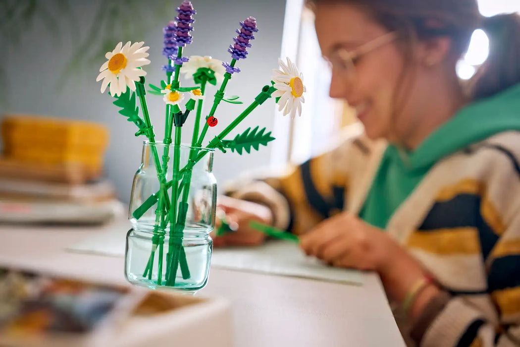 LEGO® Botanicals™ Daisies 11508