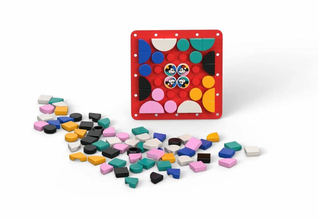 LEGO® DOTS ǀ Disney Mickey Mouse & Minnie Mouse Stitch-on Patch 41963